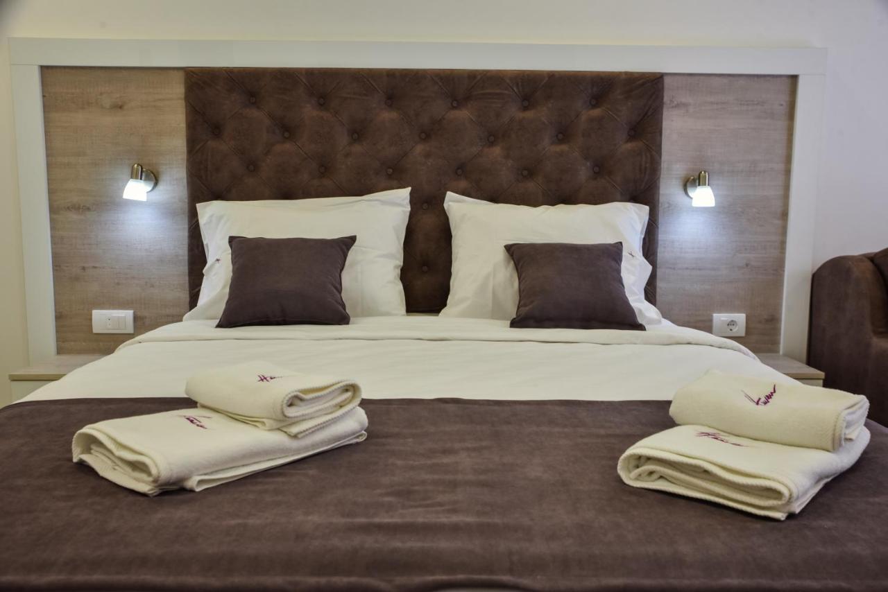 Hotel Heaven Lux Ulcinj Exterior foto