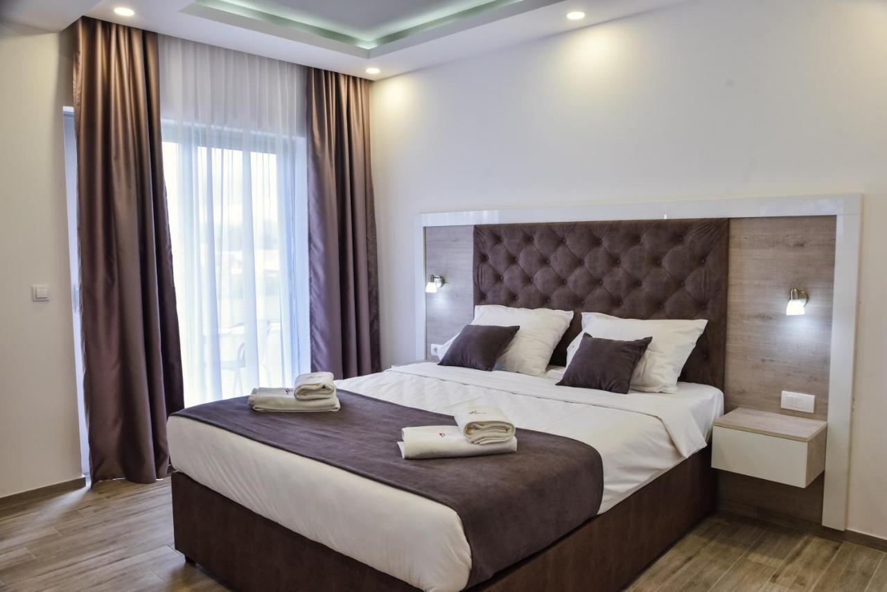 Hotel Heaven Lux Ulcinj Exterior foto